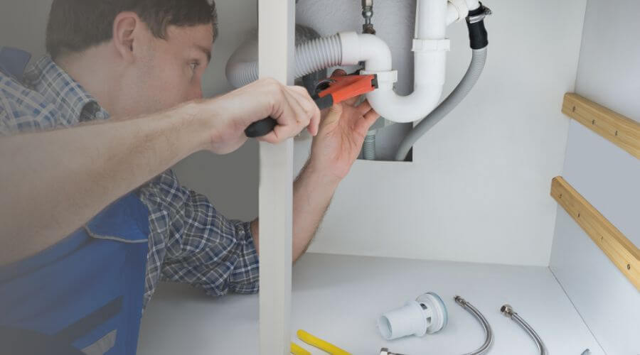 Professional same day plumber in Golf, IL